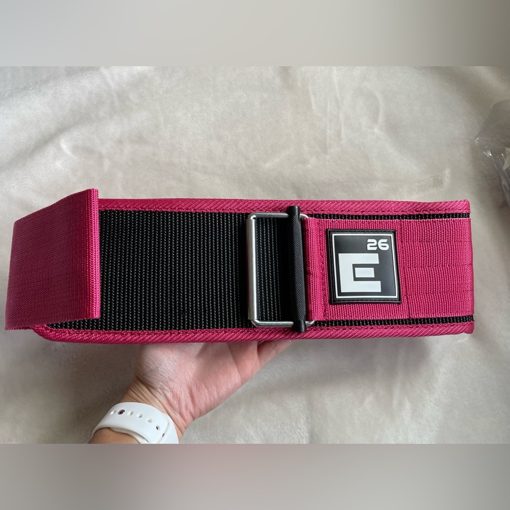 Element 26 - Pink Weightlifting Belt XS (Brand New)